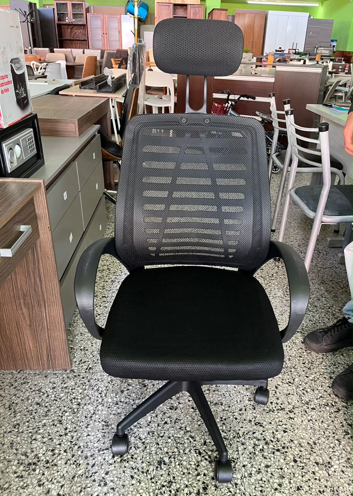 Silla De Oficina Con Apoyabrazos 1