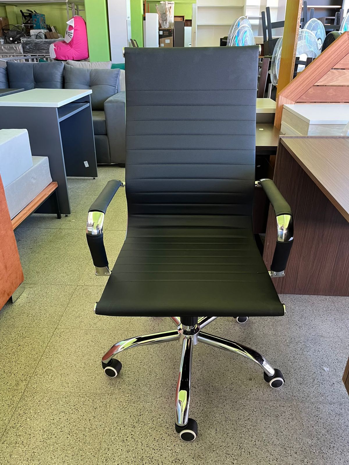 Silla De Oficina Con Apoyabrazos 2